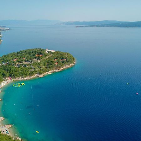 Holiday Homes Kacjak Dramalj Eksteriør bilde